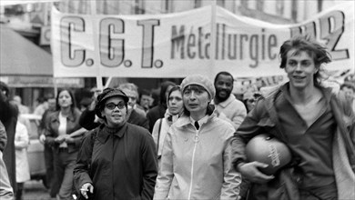 Manifestation devant les usines Renault de Boulogne-Billancourt, 1973