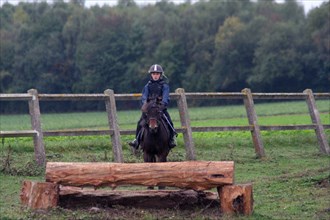 Equitation, France