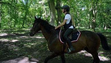 Equitation, France