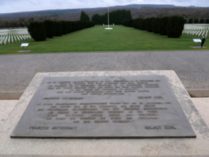 FRANCE-PREMIERE GUERRE MONDIALE-NECROPOLE