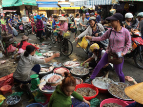 VIETNAM-CHOLON-COMMERCE