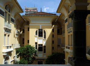 VIETNAM-CULTURE-MUSEE-PEINTURE