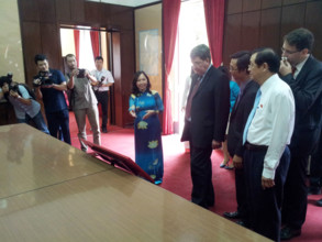 FRANCE-VIETNAM-DIPLOMATIE