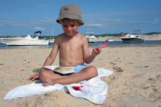 FRANCE-PETITE ENFANCE-ILLUSTRATION