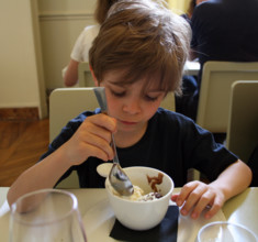 FRANCE-PETITE ENFANCE-ILLUSTRATION