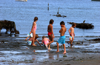 ILLUSTRATION SUR L'ENFANCE