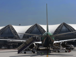 TRANSPORT INTERNATIONAL-THAI AIRWAYS