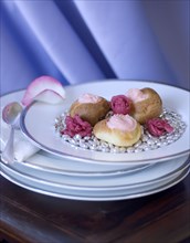 Glamour dinner 'sewing theme': rose flavoured puffs