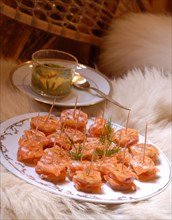 Dinner from the Deep North: canapes with gravlax salmon