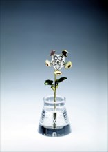 Fabergé, Vase à la pensée