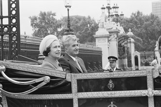 La reine Elisabeth II et le président Nicolae Ceausescu