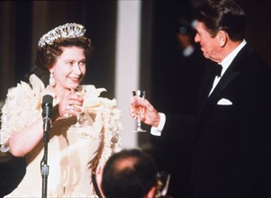La reine Elisabeth II et le président Reagan