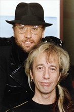 Maurice Gibb et Robin Gibb