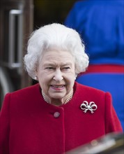 La reine Elisabeth II à la sortie de l'hôpital
