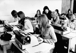Ecole de secrétariat en Angleterre, années 1970