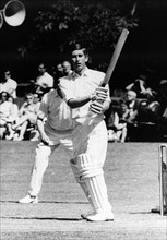 Prince Charles jouant au cricket