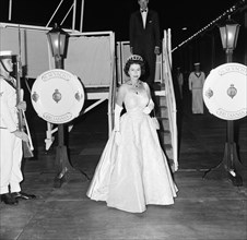 Queen Elizabeth II during her visit to Australia, 18th February to 27th March 1963.
Here she is
