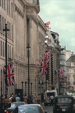 PALL MALL, LONDON -  FLAGS AT HALF MAST FOR THE FUNERAL OF PRINCESS DIANA - 06/09/1997