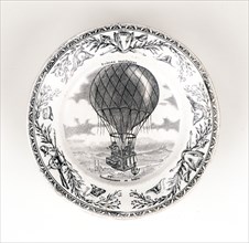 Plate with military recognition balloon scene