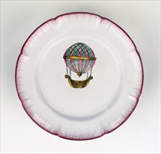 Assiette décorée d'un ballon