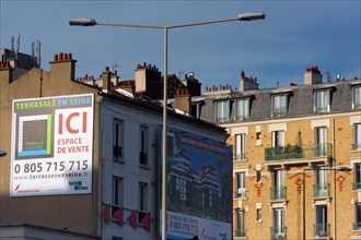 France - Suburb - Shopping area