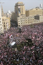 Vast crowd in Beirut backs a role for Syria