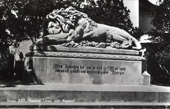 Statue représentant un lion édifiée en hommage aux soldats qui ont combattu à la bataille d'Aspern (Autriche) du 22 mai 1809.