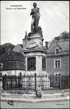Statue of Napoleon in Auxonne.