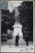 Statue du maréchal Ney à Paris.