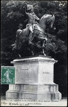 Statue du maréchal Kléber à Saint-Cyr-l'école.