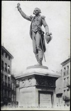 Statue of General Lafayette in Le Puy.