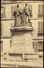 Statues de Joseph Pelletier et de Jean-Baptiste Caventou à Paris.