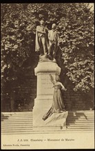 Statues of Joseph and  Xavier de Maistre.