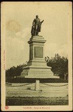 Statue of Marthe Camille Bachasson, Count of Montalivet.