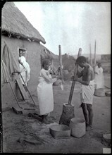 Rice grinders, Madagascar