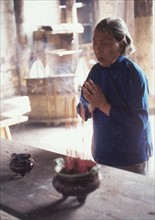 Femme en prière, Jiangshan