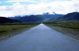 Route reliant Qinghai au Tibet, plateau du Qingzang