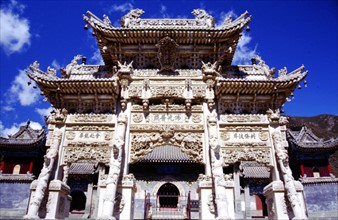 Wutai shan, l'un des plus anciens sites bouddhistes de Chine; temple de Longquan, voûte de pierre