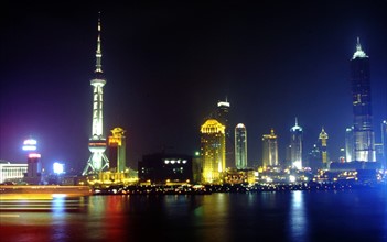 Pudong, Shanghai, Tour de la Télévision "Oriental Pearl"