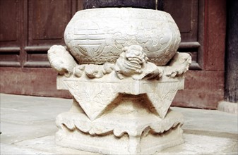 Demeure de la famille Wang, la grande cour, détail d'une sculpture