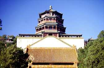 Le Palais d'Eté, tour de l'encens bouddhiste