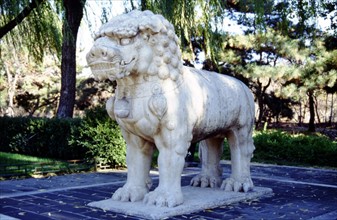 Tombeaux de la dynastie Ming, les 13 mausolées Ming, sculpture animalière en pierre