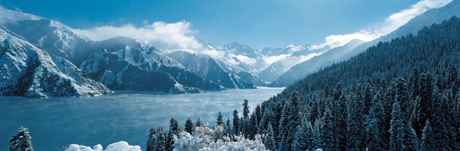 Le Lac du paradis, province du Xinjiang, Chine