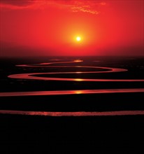 Rivière au coucher du soleil, Chine