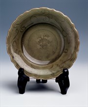 Porcelain plate, China