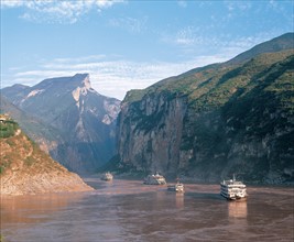 Qutang, une des trois gorges de la rivière Chanjiang, Chine