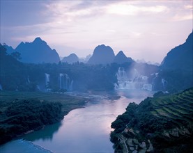 Detian Waterfall, Daxi, Guangxi Province, China