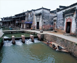 Village sur l'eau, province de l'Anhui, Chine