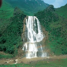 Dishutan Waterfall, Guizhou Province, China