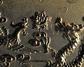 Haut relief sur cuivre représentant un dragon, Chine